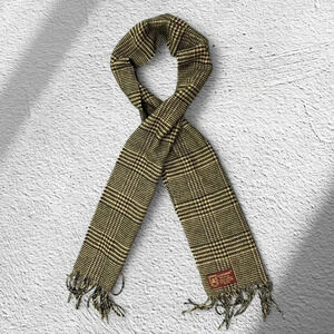Cashmink Women's Luxury Scarf, excellent condition- brown plaid pattern fringes